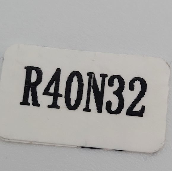 925 sterling silver and Rose Gold Bow Ring with gems. Size 6 - Picture 10 of 10